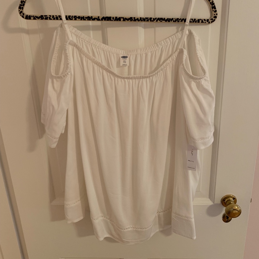NWT white cold shoulder Old Navy top
